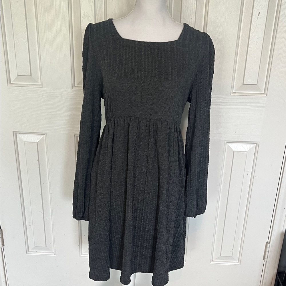 Chic Charcoal Long-Sleeve Dress